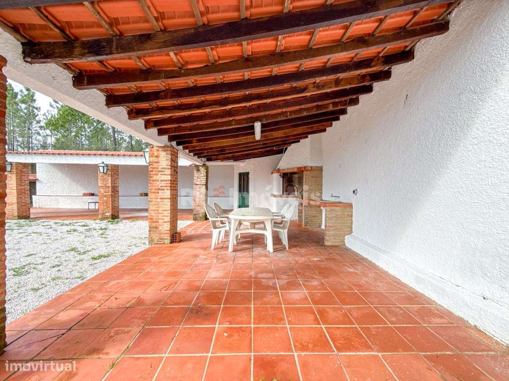 Moradia T3, c/ Jardim, Garagem e Zona de Estar Exterior - Castelo d...-8