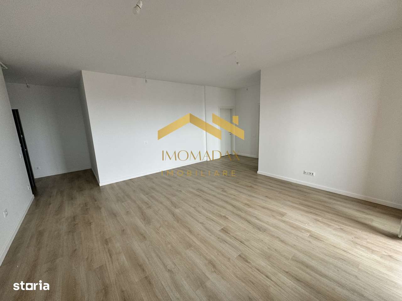 Aradului-3 camere-Terasa - Imagine principală: 5/20