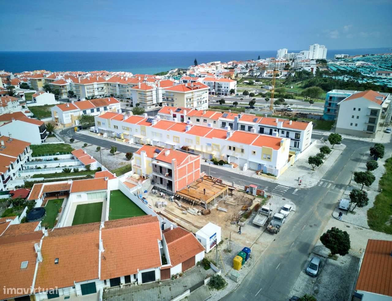 Moradia T3 Geminada no Centro de Santa Cruz-29