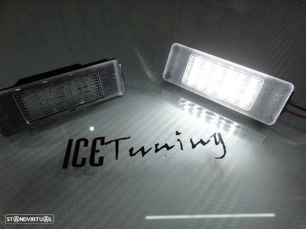 Suporte De Lâmpada De Matricula Com Led Branco Peugeot 106, 1007, 207, 308, 406, 407, 508, 607, 806, 4008, 5008, RCZ, Expert308 CC, 2008, 3008, Citroen Berlingo, C2, C3, C3 Pluriel, C4, C5, C6, C8 - 14