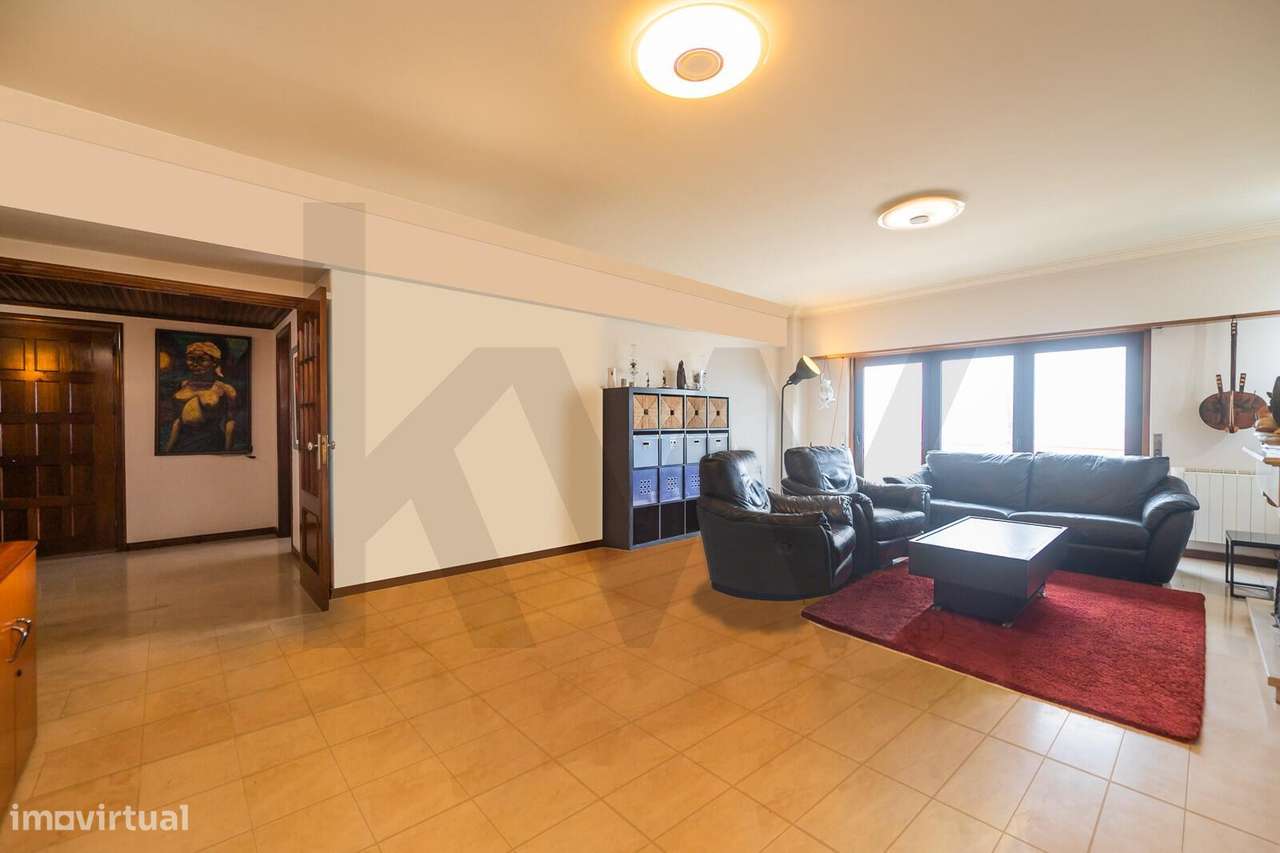 Imóvel T4 Vista DESLUMBRANTE  Rio 145m2,  com Garagem - Sta.Apolónia - Grande imagem: 4/48