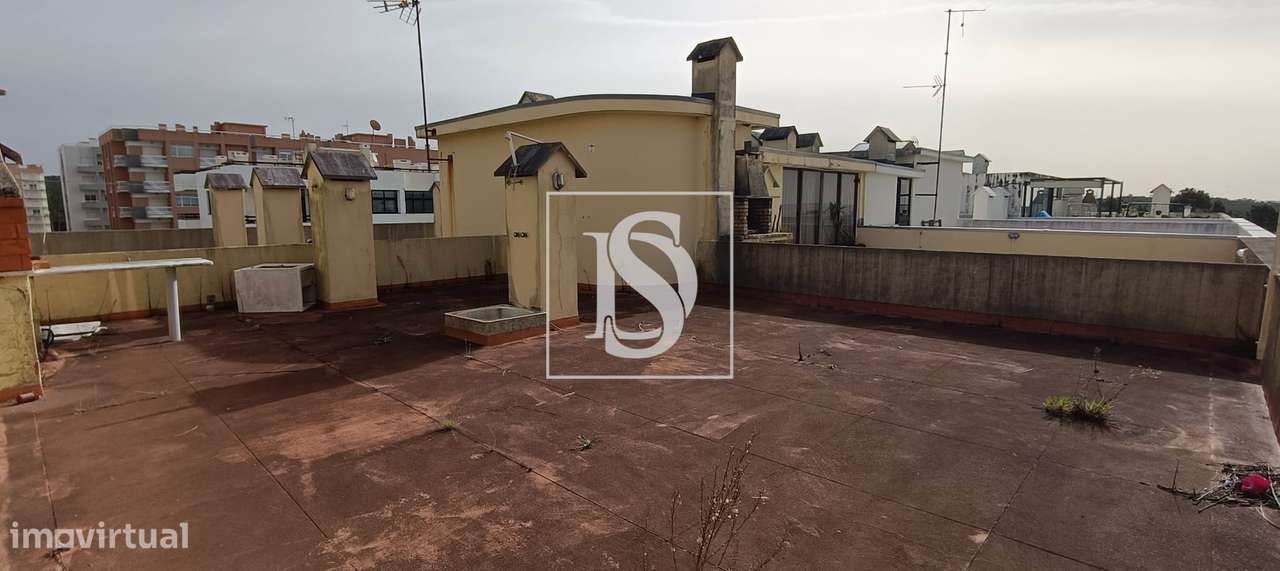 Apartamento T1 junto à Praia da Amorosa, em Chafé - Grande imagem: 3/20