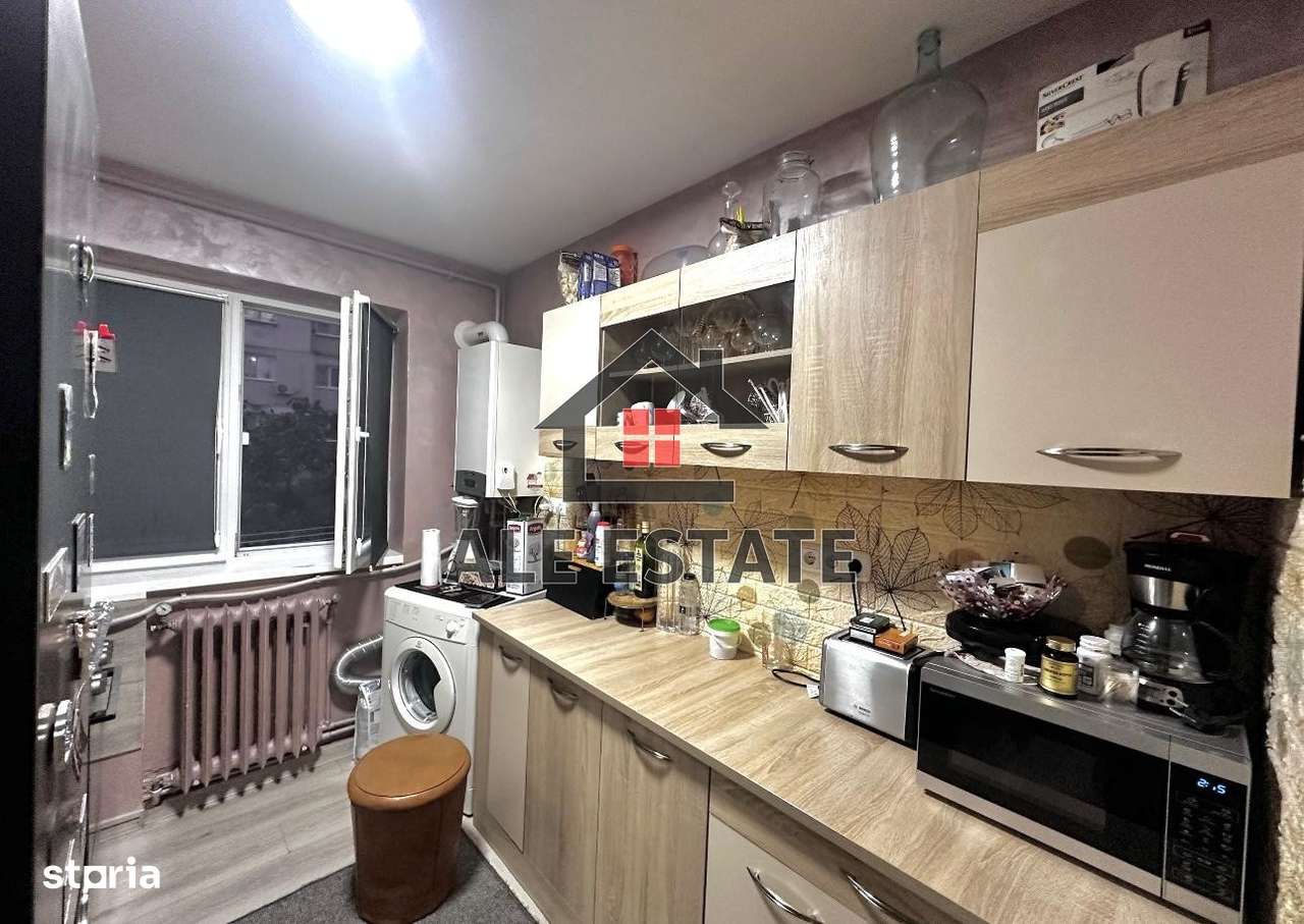 Apartament renovat, 2 camere, parter, zona Micro 3 – Turda - Imagine principală: 4/5