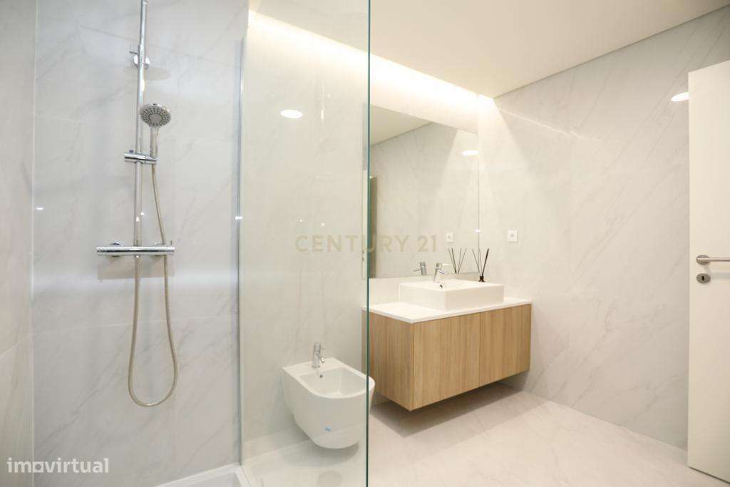 Apartamento T3 | Urb. Moinhos do Guizo-12