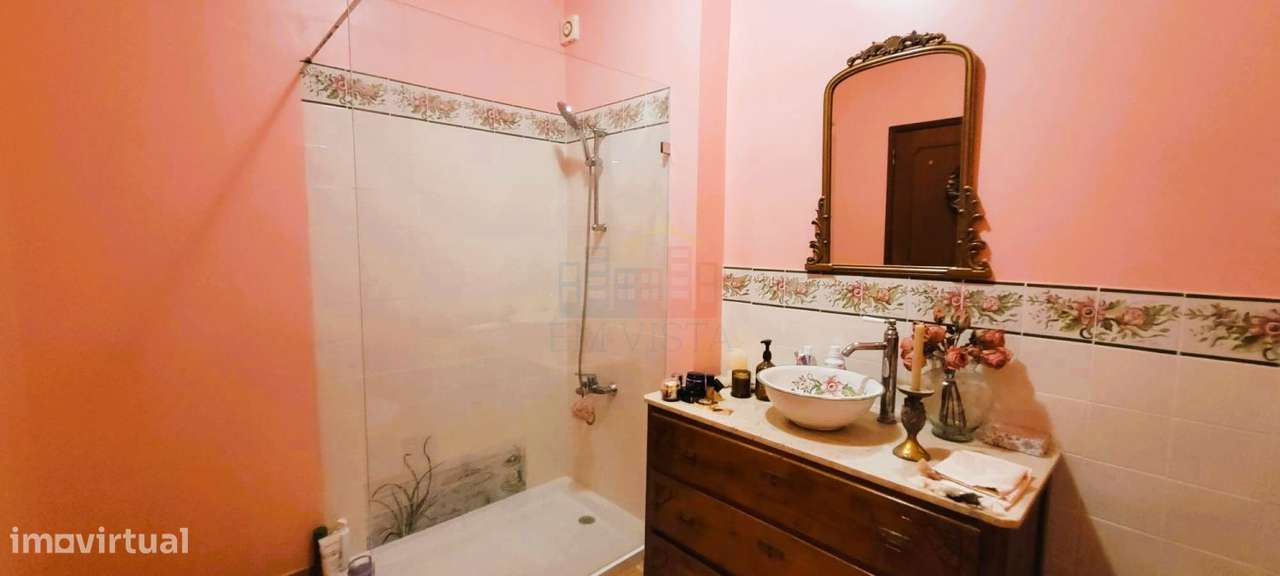 Apartamento T2 em Mem Martins-22