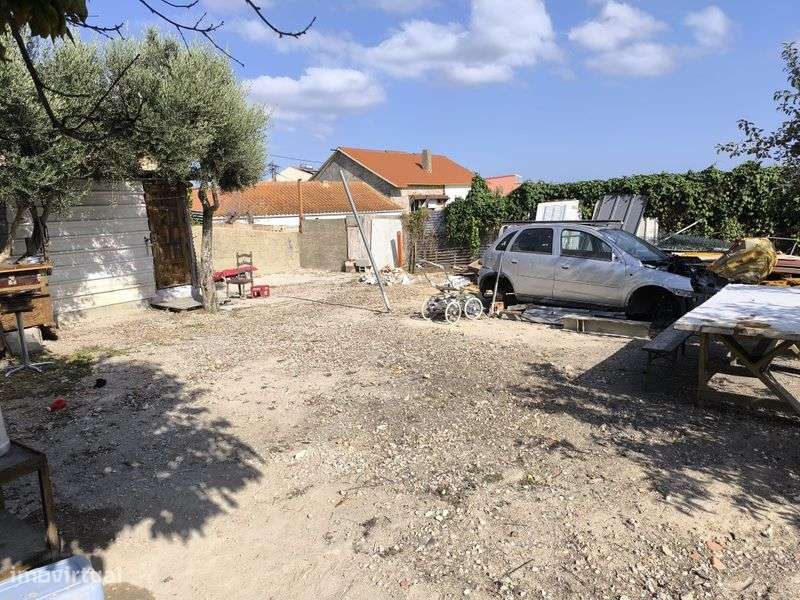 Alugo terreno zona industrial do catujal - Grande imagem: 4/5