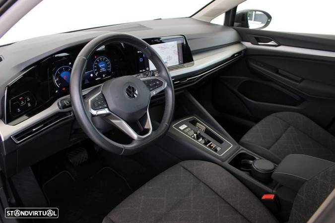 VW Golf Variant 2.0 TDi Life DSG - 4