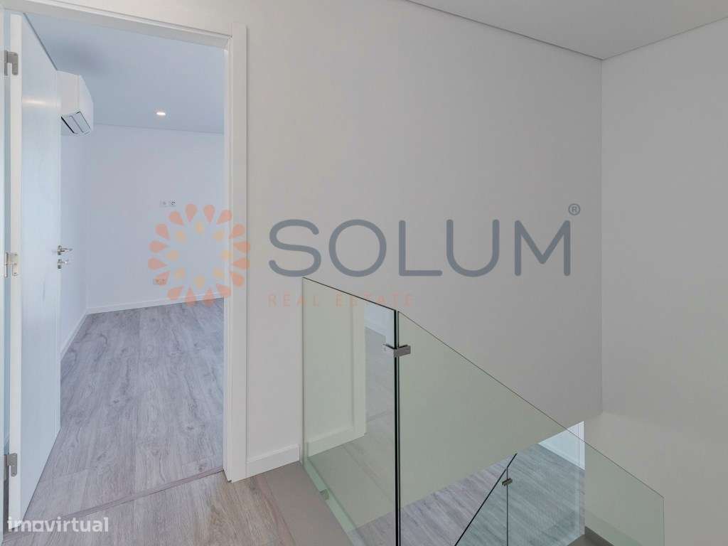 Duplex T5 novo com 3 suites - Montijo-18