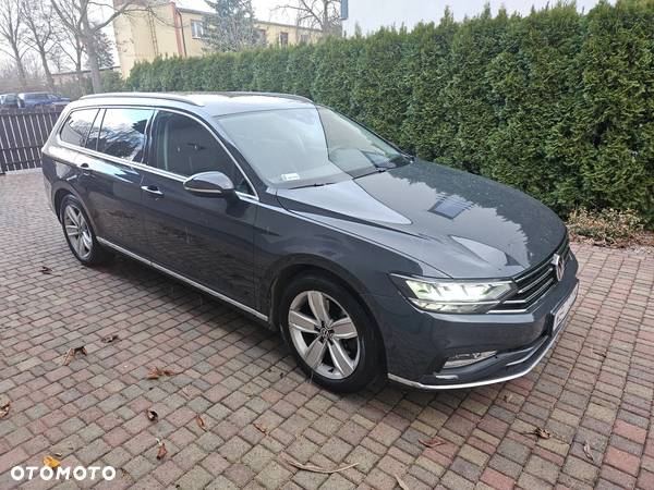 Volkswagen Passat 2.0 TDI EVO Elegance DSG - 3