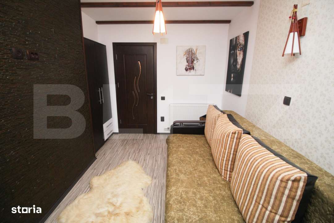 Apartament Ultracentral in Predeal – 2 Camere, vedere la padure, gat - Imagine principală: 4/9
