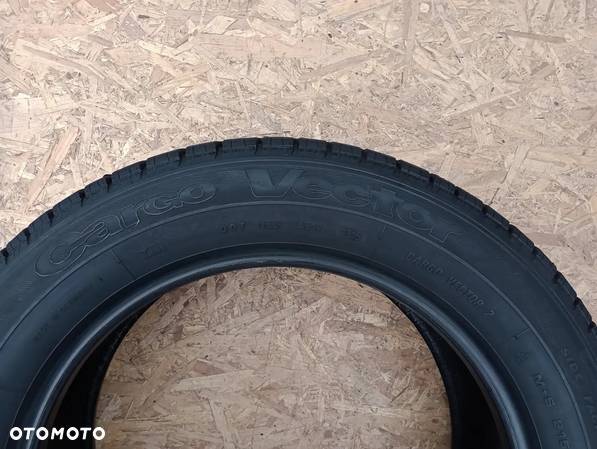 *OPONY ZIMOWE 2x 215/60 R17C 109/107T GOODYEAR CARGO VECTOR 2015R 6,5MM - 6