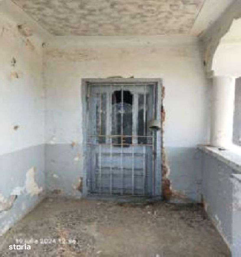 Vanzare casa cu teren in oras Bechet, jud. Dolj - Licitatie 08.12.2025 - Imagine principală: 5/8