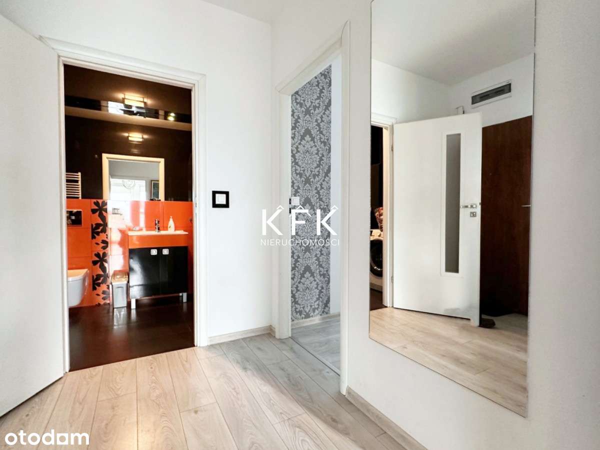 Dwa Balkony Os. Sztuk Pięknych 3 Pokoje Film-14