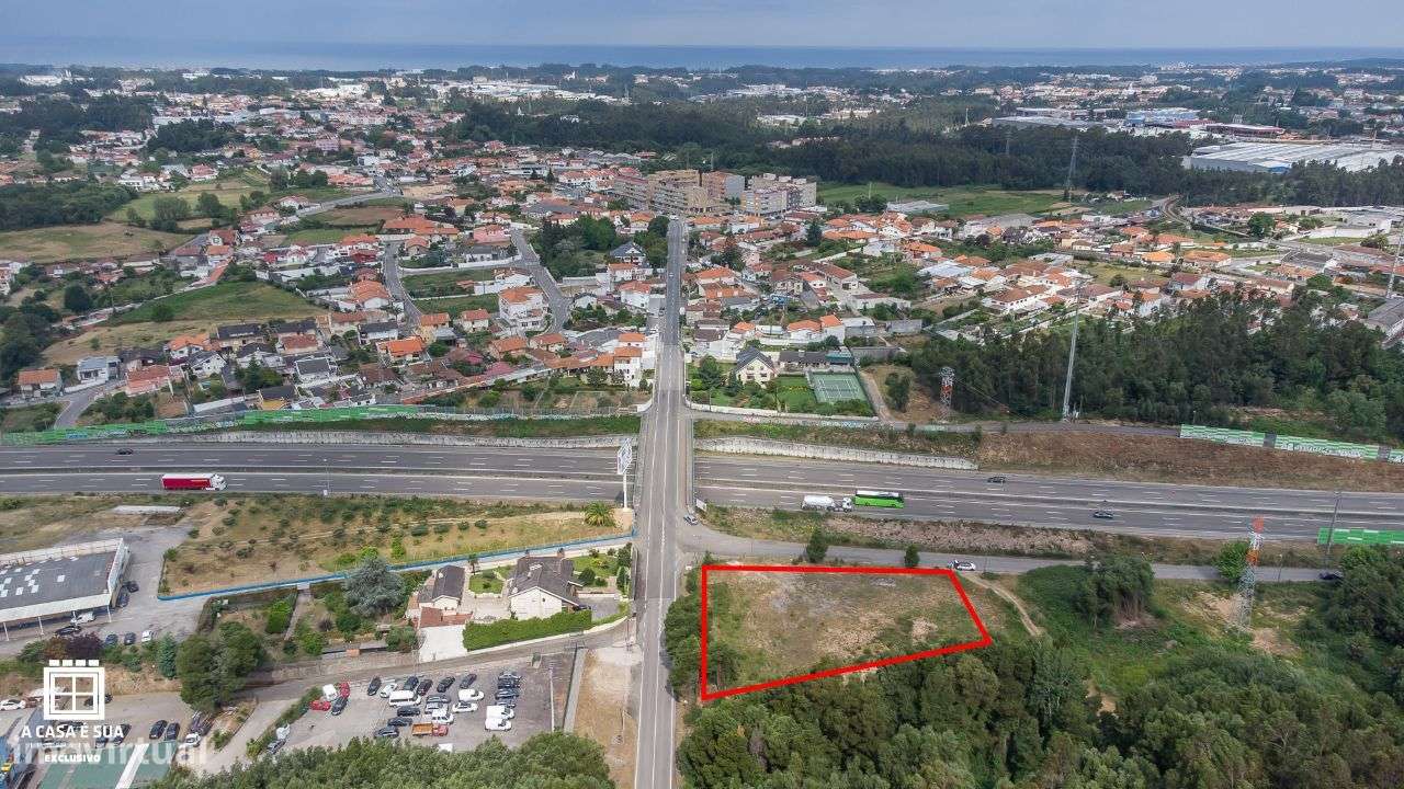 Terreno entre São João de Ver e Rio Meão com 3.660m2 - Exclusivo - Grande imagem: 1/15