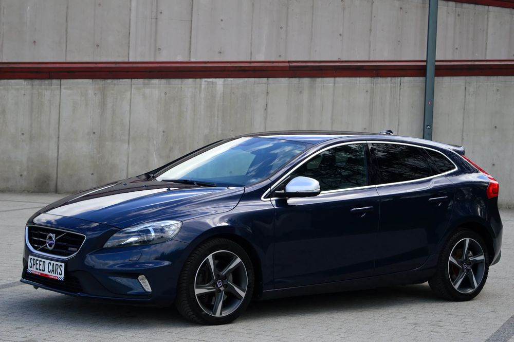 Volvo V40 II D3 Geartronic R Design 2014