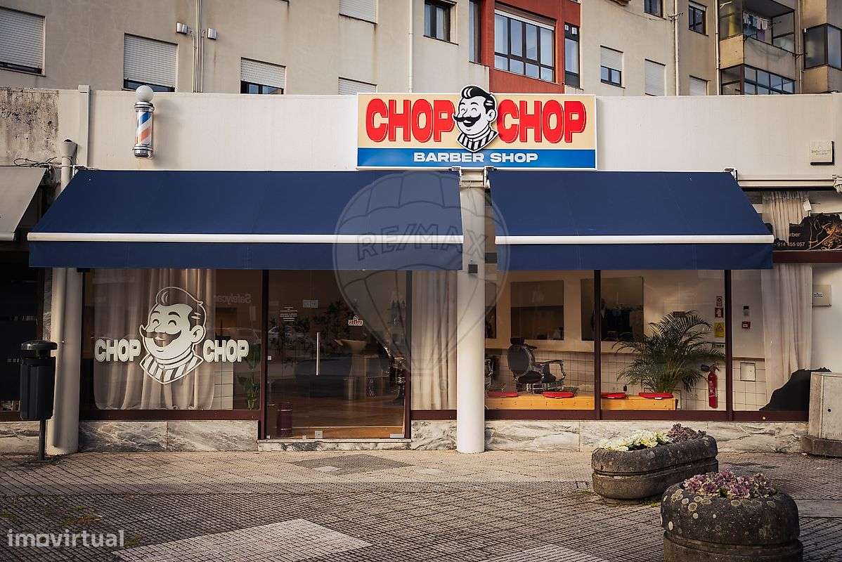 Trespasse de Barbearia em pleco centro de Braga-19