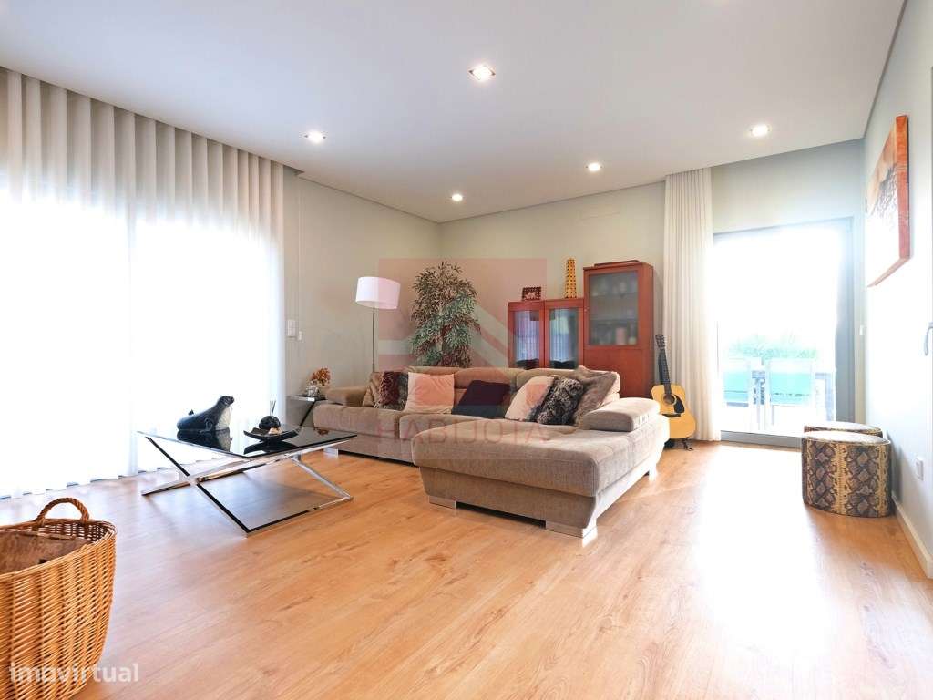 Moradia térrea T4 em Gondomar-13