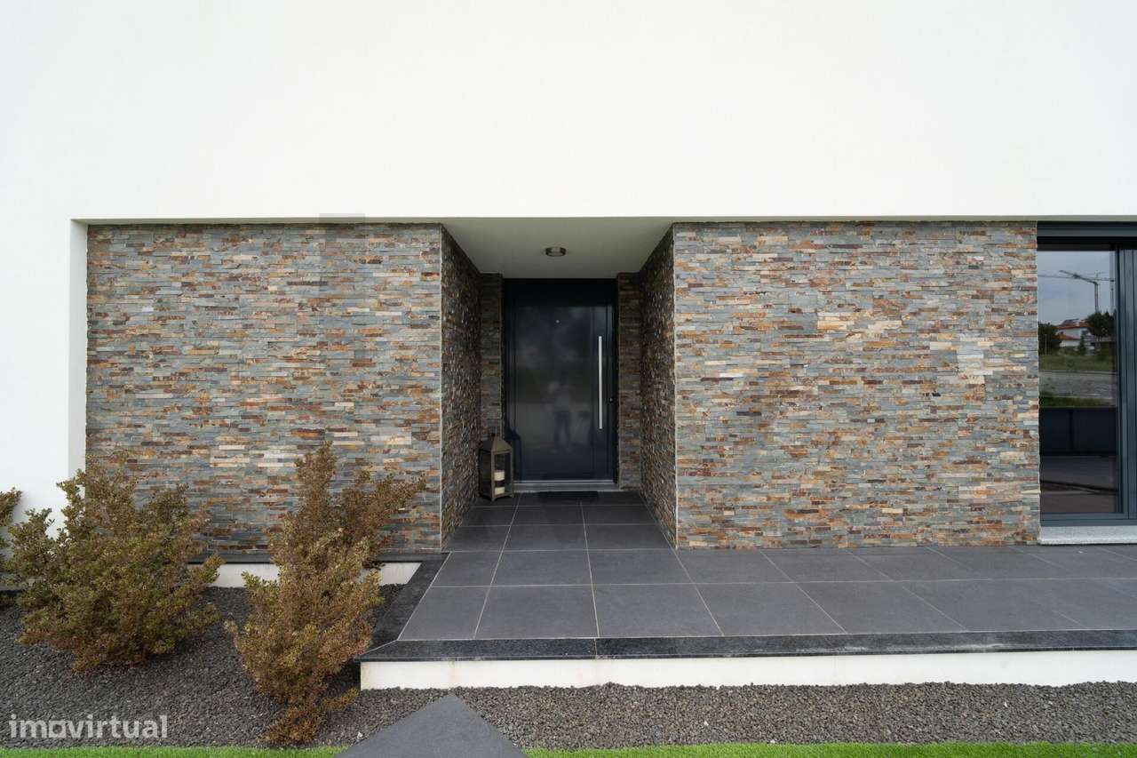 Moradia Moderna T5 com Excelente Exposição Solar – Ançã, Cantanhede - Grande imagem: 4/58