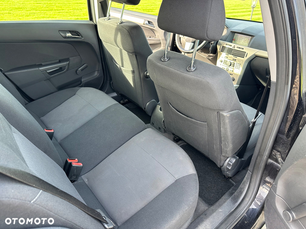 Opel Astra 1.7 CDTI Caravan DPF Edition - 11