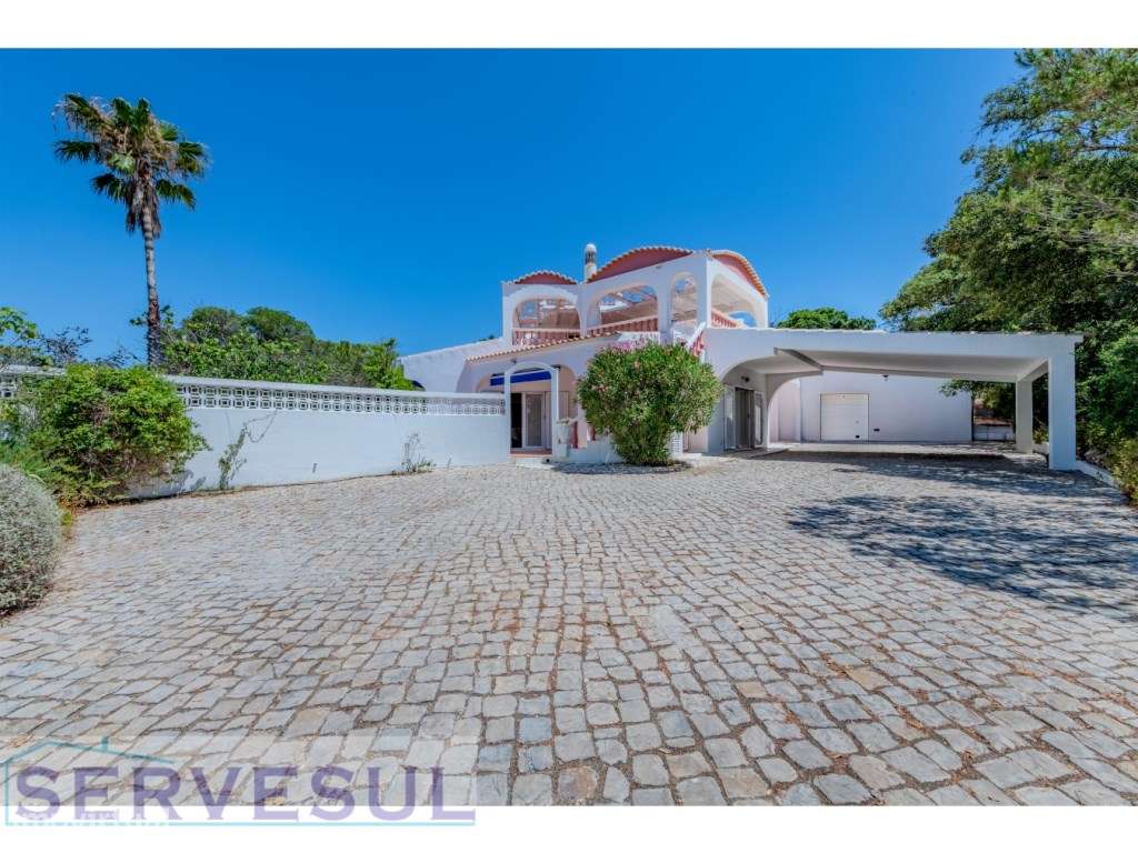 Moradia Deslumbrante de 2 andares com 274 m², composta por 4 quarto... - Grande imagem: 4/60