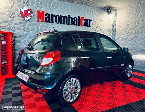 Renault Clio 1.2 16V 75 GPS - 13