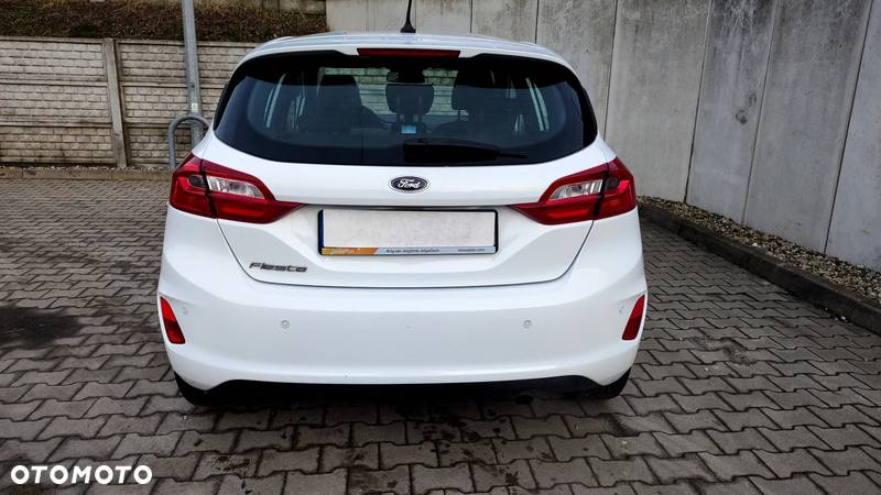 Ford Fiesta - 16