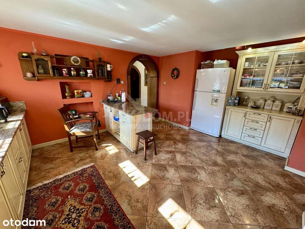 Przestronny dom 360 m² z ogrodem – Piękny ogród-10