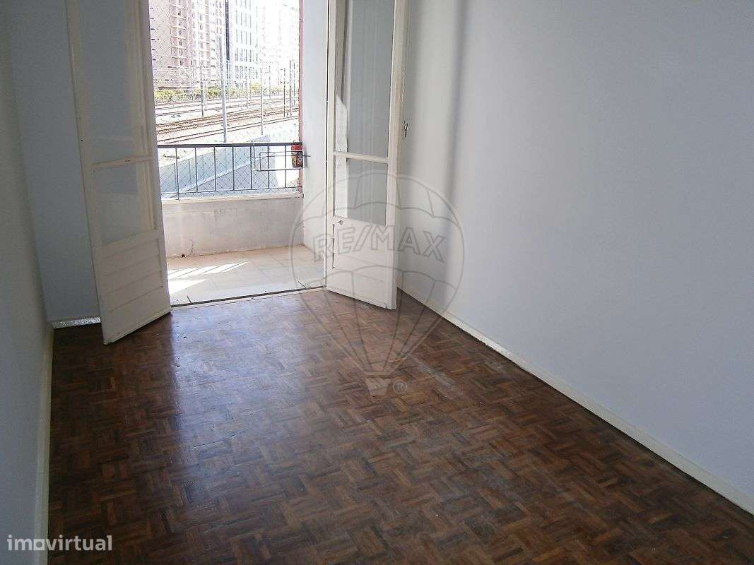 Apartamento T2 para arrendamento - Grande imagem: 3/23