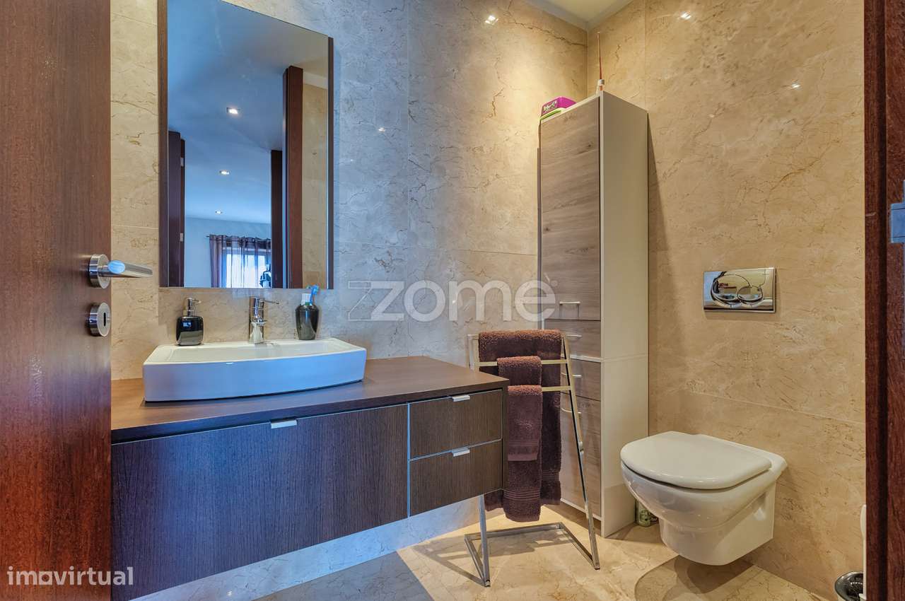 Apartamento T3 no centro de Vila do Conde com vista rio e mar - Grande imagem: 2/39