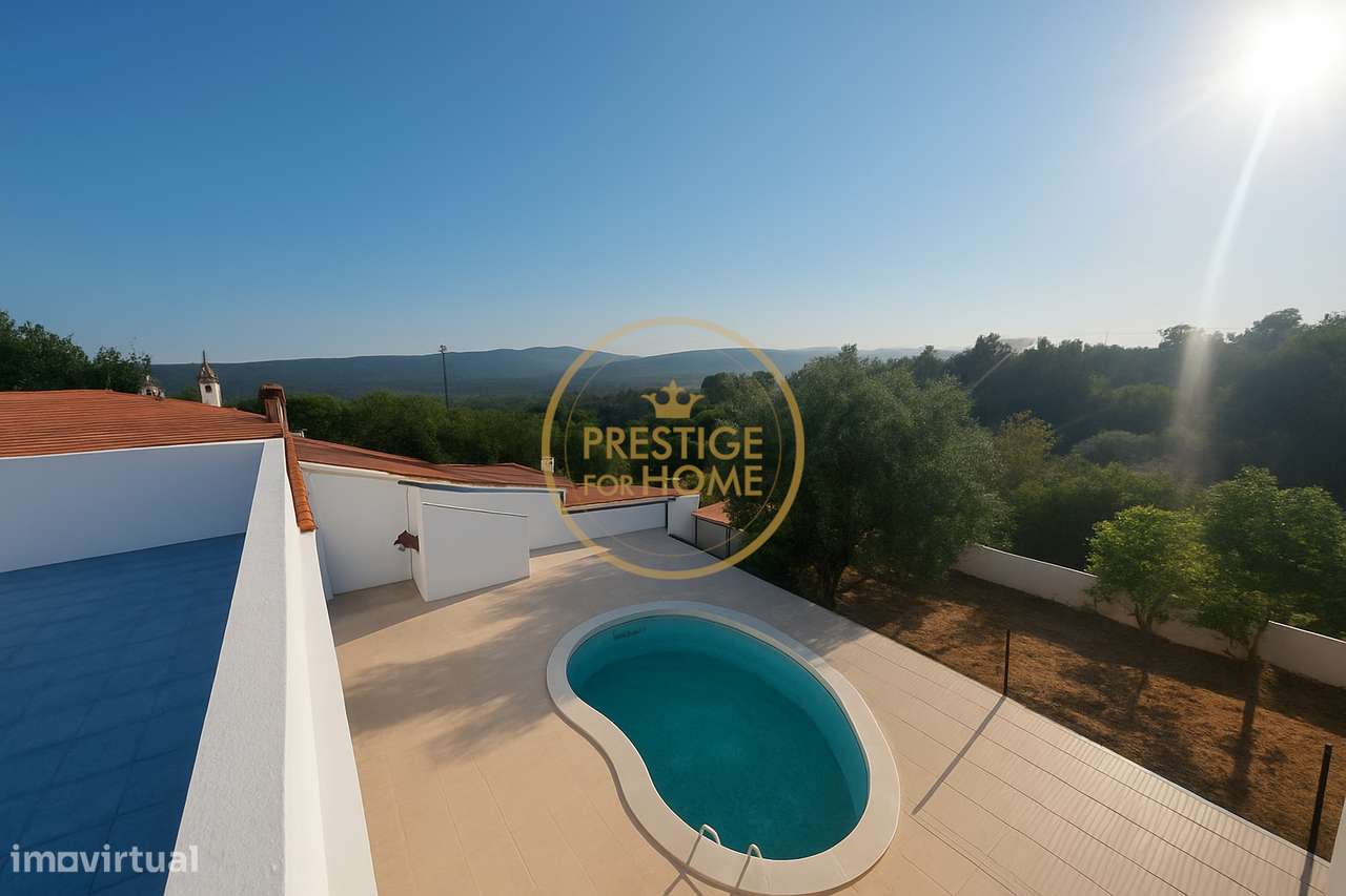 Moradia T3 Renovada com Piscina e Terraço – Próximo da Quinta da Ombri - Grande imagem: 1/48