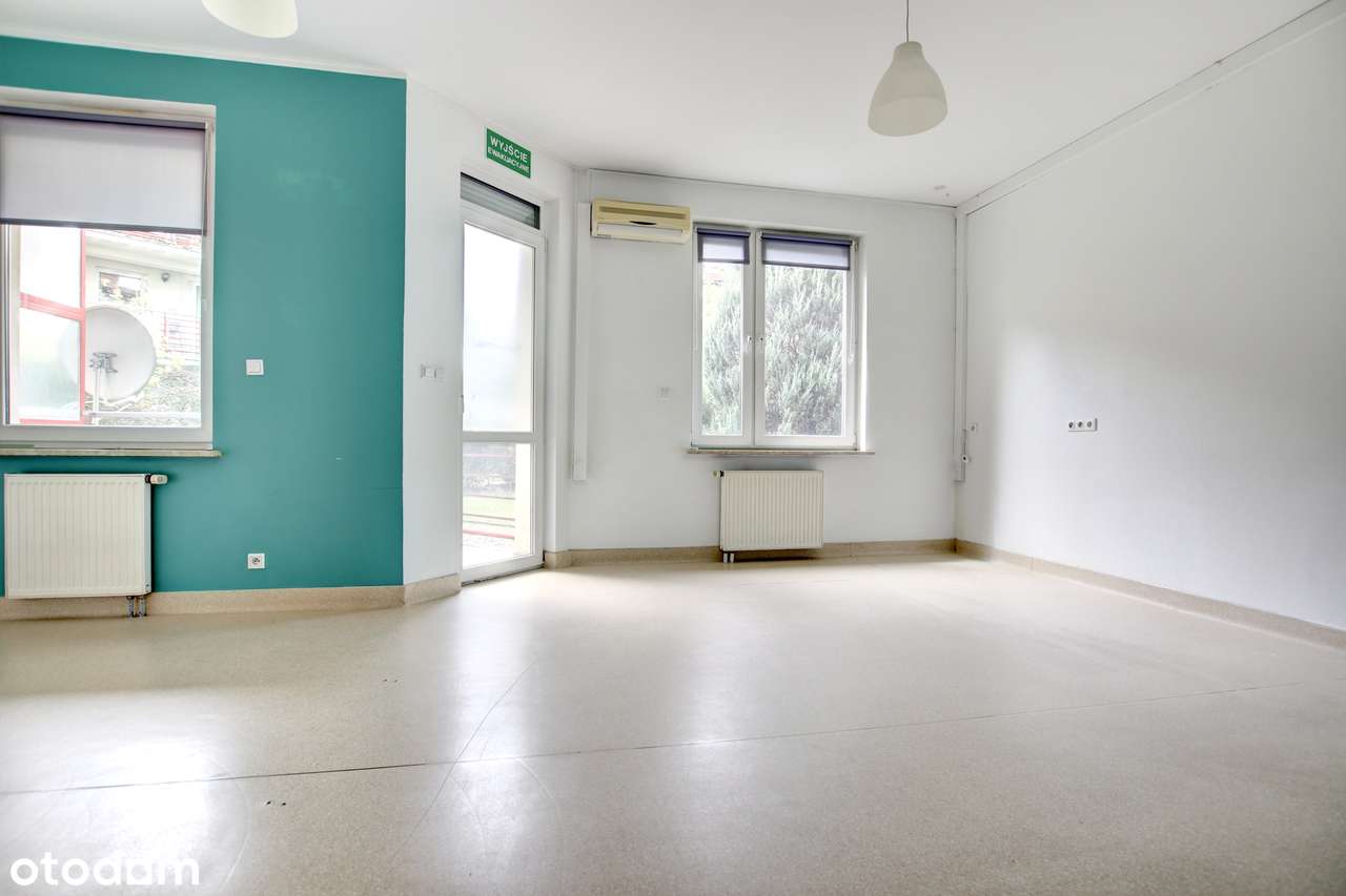 Lokal usługowy, 72 m2, Klecina, 3 pomieszczenia