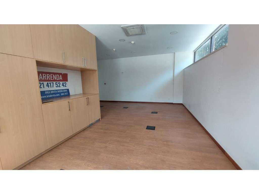 Loja Carnaxide, RC Centro Cívico - Grande imagem: 5/6