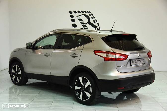 Nissan Qashqai 1.6 dCi N-Connecta 18 Xtronic - 8