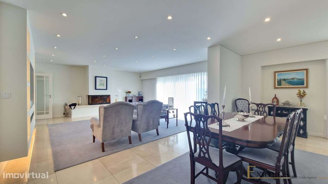 Moradia V5 para venda, com garagem, em Vila do Conde - Grande imagem: 3/23