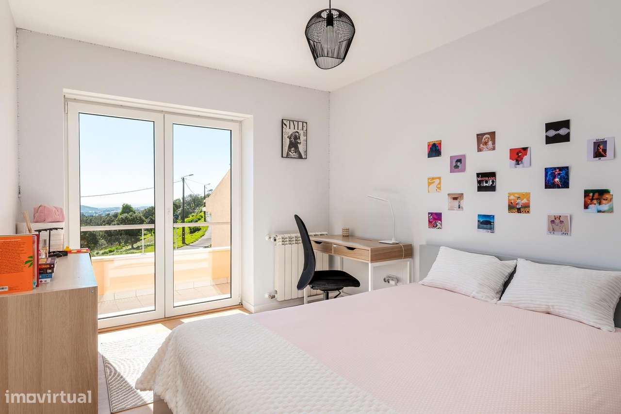 Moradia T3 com Jardim e Garagem | Construída em 2011 | São Pedro...-38