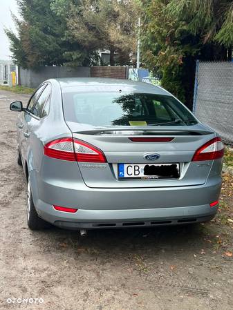 Ford Mondeo - 8