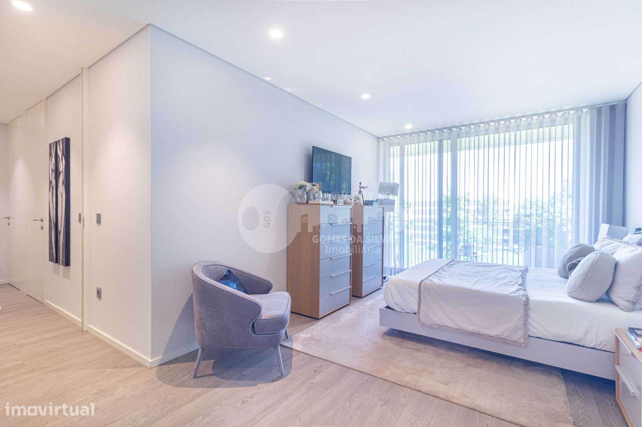 Apartamento T3 na Rua do Passal, Fraião-36