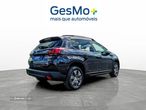 Peugeot 2008 1.5 BlueHDi Style - 4