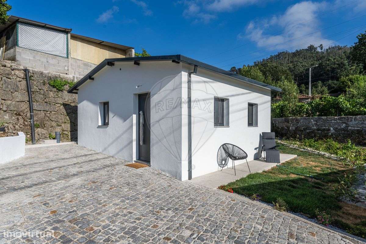 Moradia T1 para venda - Grande imagem: 3/17