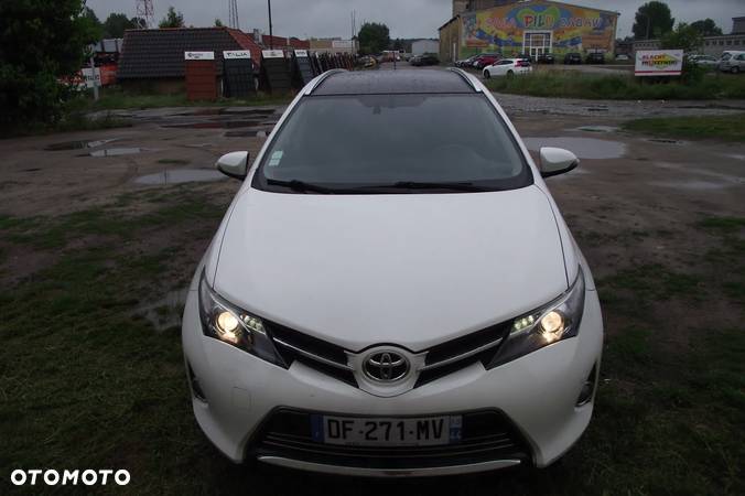 Toyota Auris 2.0 D-4D Prestige - 3