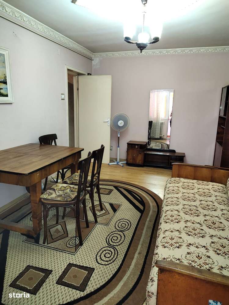 PROPRIETAR VAND APARTAMENT 2 CAMERE ZONA STADION-LANGA MAGAZIN BERLIN - Imagine principală: 2/7