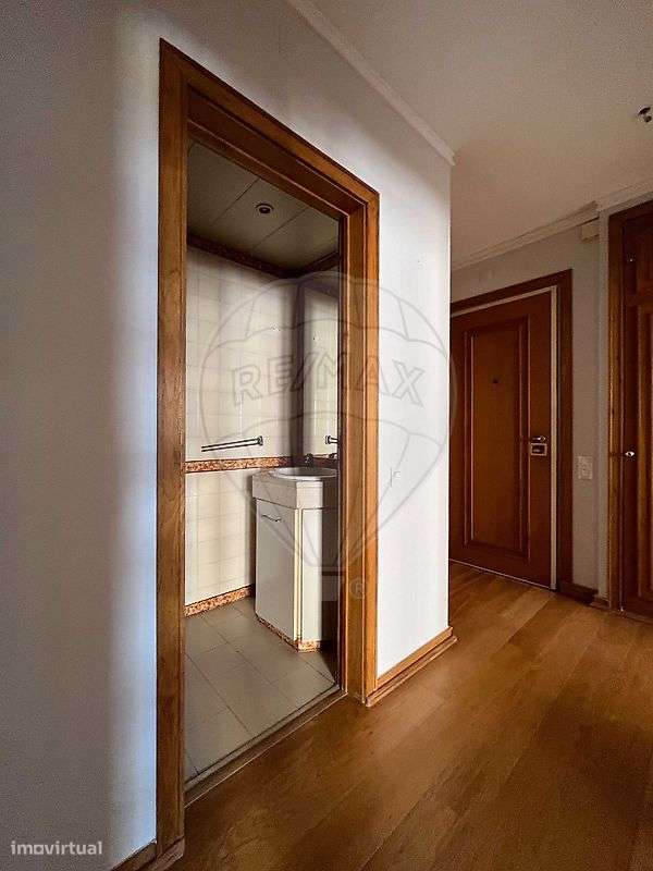 Apartamento T2 para arrendamento - Grande imagem: 5/7