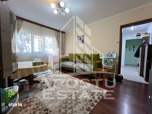 Apartament cu 4 camere, situat la etajul 1 in zona Dambovita