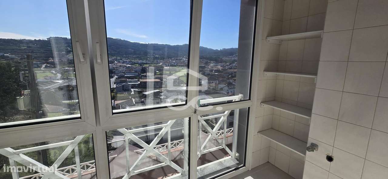 Luminoso T3 em Selho São Jorge, Guimarães – Conforto e Localização Pri - Grande imagem: 4/16