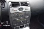 Ford Mondeo 1.8 Trend - 13