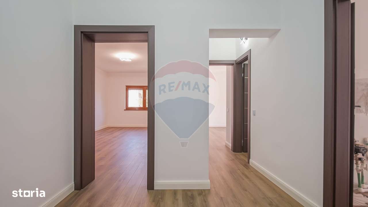 Apartament spațios de 3 camere de închiriat în Răcădău - Imagine principală: 2/15