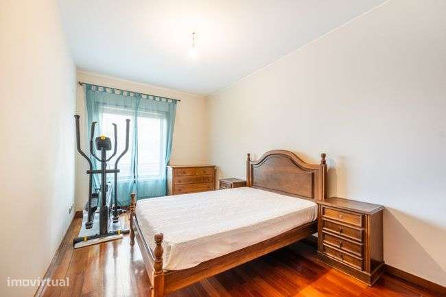 APARTAMENTO T3 COM ÁREAS GENEROSAS : Centralidade e conforto total-7