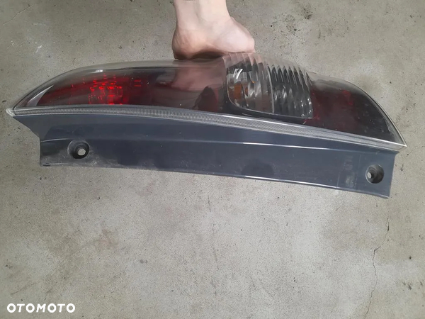 lampa tył prawa tylna  Daihatsu Sirion II  Subaru Justy IV  Europa - 5