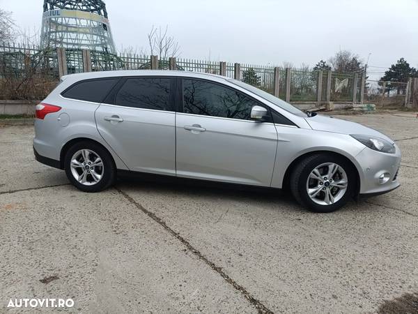 Ford Focus Turnier 1.6 TDCi DPF Titanium - 2