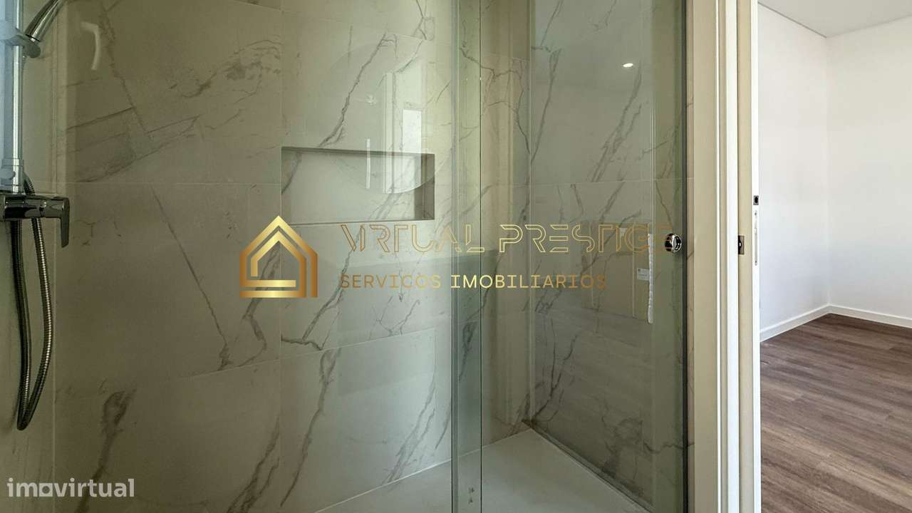 Moradia T4 Nova - 2 Suites - Piscina - Garagem - Valadares-6